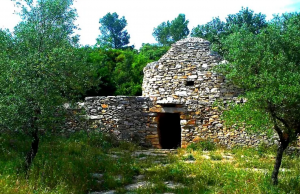 Maison en pierre au Bois des Espeisses